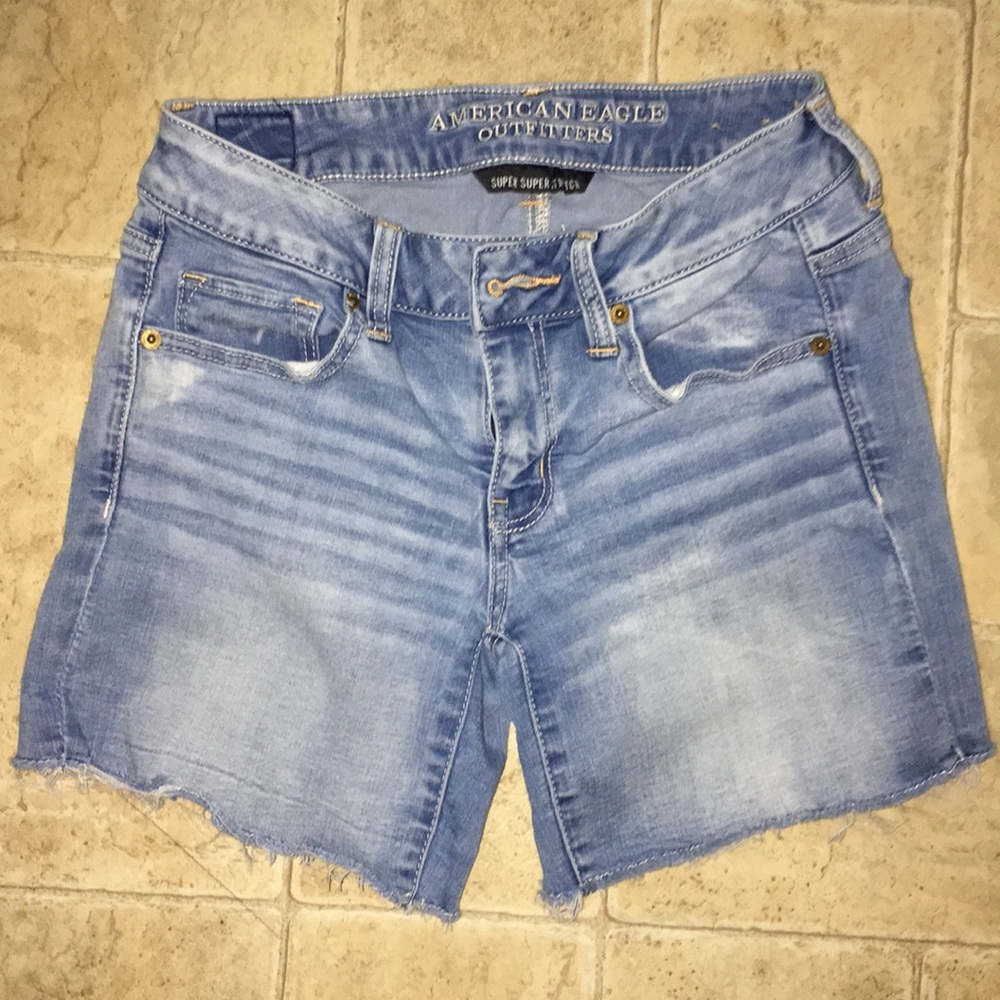 American Eagle midi denim short